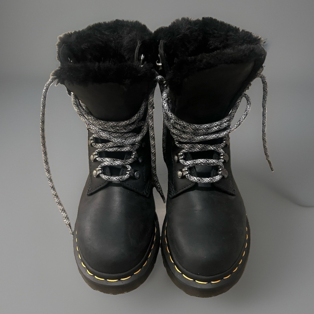 Dr. Martens 1460 Serena Collar Faux Fur Lined Lace Up Combat Boots 7 NWOT